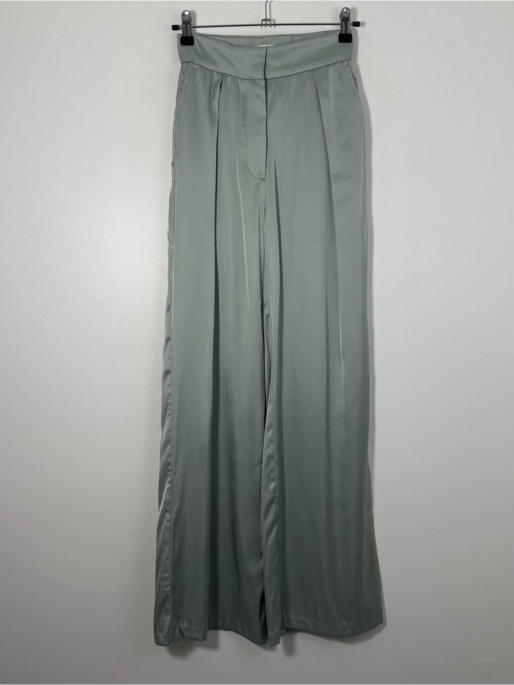 Abercrombie Women’s 24 Sage Green Satin Wide Leg High Rise Pants